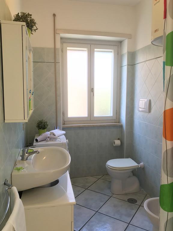 Residence Marconi Терачина Екстериор снимка