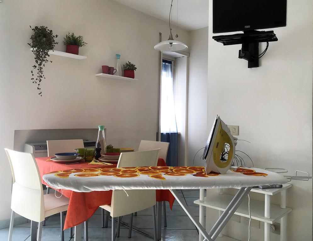 Residence Marconi Терачина Екстериор снимка